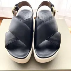マルニ　MARNI 厚底 クロスサンダル 黒　37のサムネイル