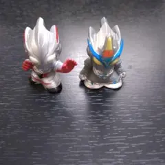 ウルトラマン　指人形　２体セット