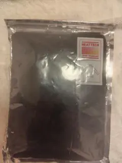 ユニクロタートルヒートテック新品未開封