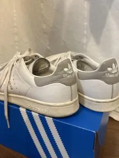 adidas Stan Smith 本革