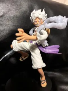 ワンピース ルフィ フィギュア