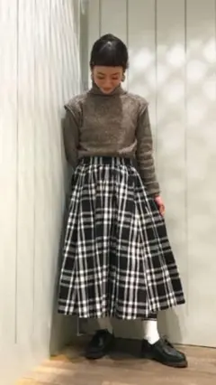 美品、BEAMS BOY ビームスボーイ チェックフレアスカート フリーのサムネイル