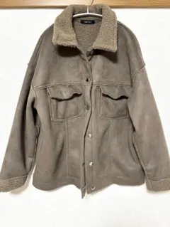 スエード調ボア襟付きブラウンジャケット