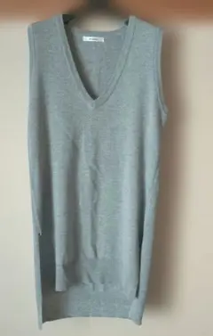 Khalita グレー Vネック ニットベスト