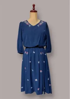 【古着】刺繍ワンピース