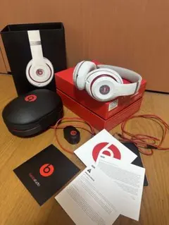 Beats Studio オーバーイヤーヘッドフォンレッド - メルカリ