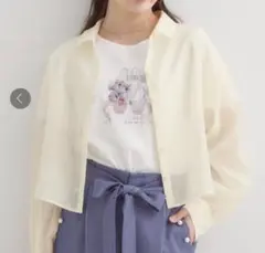 【新品・未使用】シアーシャツ パールボタン ホワイト 長袖のサムネイル