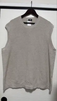 UNIQLO ベージュ ノースリーブ ベスト 3XL
