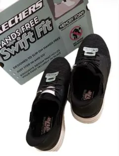 SKECHERS Hands Free Swift Fit スニーカーのサムネイル