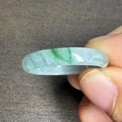 グアテマラ産天然本翡翠 A貨 氷種 冴える緑 花柄入り くり抜きリング