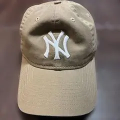 ニューヨーク・ヤンキース ベージュキャップ