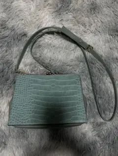 クロコダイル型押しショルダーバッグ ミントグリーン