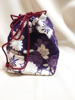 和柄 巾着袋 濃紺地 花柄　浴衣