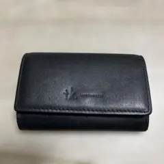 TAKEO KIKUCHIブラックレザー キーケース フラップ式