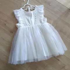 ホワイトフリル付き チュールワンピース4歳　95〜105