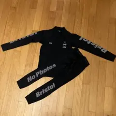 F.C.Real Bristol アンダーレイヤー セットアップ M 下はFR2
