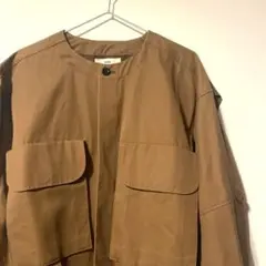 unfil ブラウン ノーカラージャケット フロントポケット付き