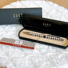 【極美品】DAKS ダックス 高級 ボールペン ハウスチェック柄 ケース付のサムネイル