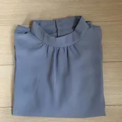 GU ブルーグレー 長袖 シャツ バックボタン付き