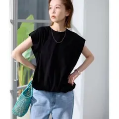 【新品】JOURNAL STANDARD ショルダータックコクーンTシャツのサムネイル