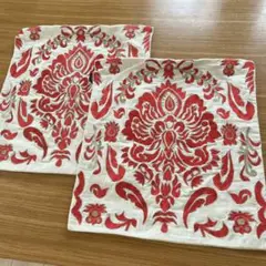 Francfranc クッションカバー　2枚セット　赤と白の刺繍