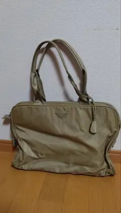 PRADA ベージュ トートバッグ