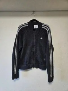 Item thumbnail for item 60b4f0be-0fa4-4ffd-9d74-29f614a5b749