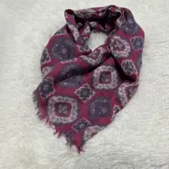 ビームスハート総柄ウールストール大判マフラーボルドー系　幾何学模様　ワインレッド