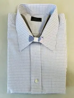 ボウタイ付き白青チェックシャツ M-Lサイズ