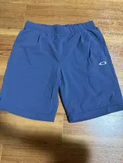 OAKLEY ネイビー ショートパンツ
