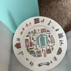 Tiffany & Co. 5thアベニューデザイン皿2枚セット - メルカリ