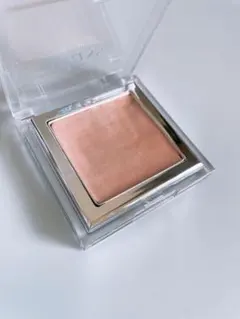 クリオ　グラスアンドハイライター　01ムーングロウ