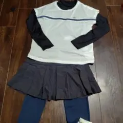 再値下げ！テニスウェア５点セットのサムネイル