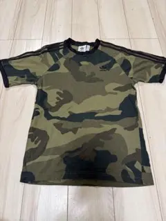 adidas カモフラージュ Tシャツ
