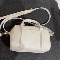【FURLA】フルラ VARSITY ミニ ボストン 2WAY バッグホワイトのサムネイル