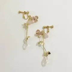 ラスト1点　天然石ローズクォーツ　フラワー　ピアス