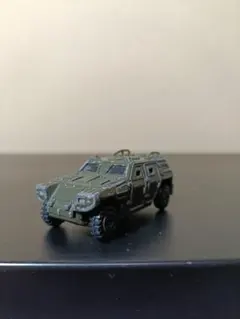 トミカ 自衛隊 軽装甲機動車　NO.114 絶版　廃盤　箱無しのサムネイル