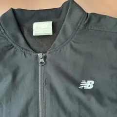 New Balance ブラック ジップアップジャケット