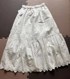 【新品・未使用】エルーラ　Elura コットンレーススカート ホワイト　フリーのサムネイル