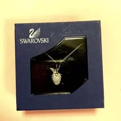 お値下げ！【SWAROVSKI スワロフスキー】いちご　ペンダント