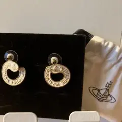 ヴィンテージ サークルロゴ ピアス ホワイト