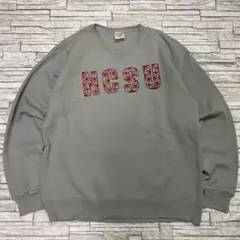 COMFORT カレッジスウェット ノースカロライナ州立大学 花 刺繍ロゴ