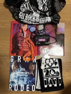 谷山紀章写真集＆GRANRODEO 20周年本＆グッズ(バラ売り不可) 谷山紀章写真集＆GRANRODEO 20周年本＆グッズ(バラ売り不可) - メルカリ