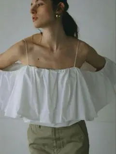 正規品　etre tokyo ナローストラップバルーンキャミ　白 ETRE TOKYO（エトレトウキョウ）の「【ZOZO限定カラー】ナロー