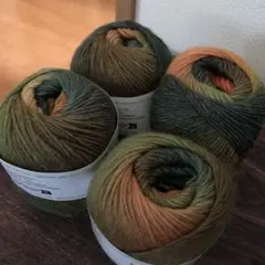 グラデーションウールヤーン4玉 グリーン×イエロー