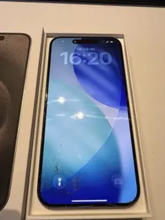 iPhone 15 pro max 256GB 箱有り　ひび割れあり