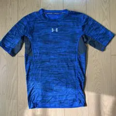 Under Armour ストライプ柄 半袖トップス