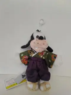 新品　ディズニーランドの品物　グーフィー　ぬいぐるみブローチ