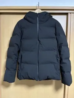 【専用】ユニクロ シームレスダウンパーカー M ブラック 2024年製