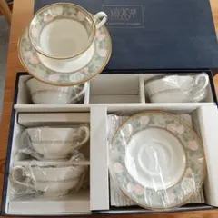 Mikasa 花柄ティーカップセット